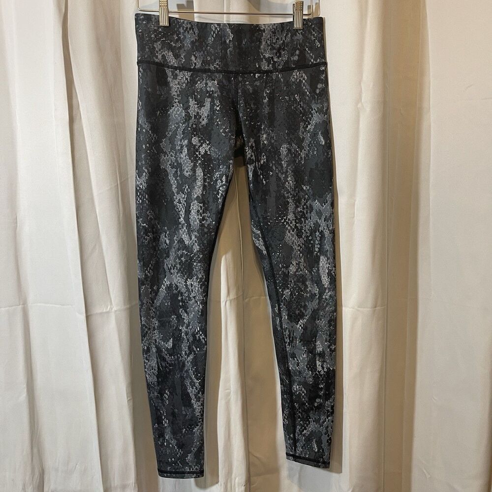 Alo Yoga High Waist Airbrush Capri Legging - Snake Print - S